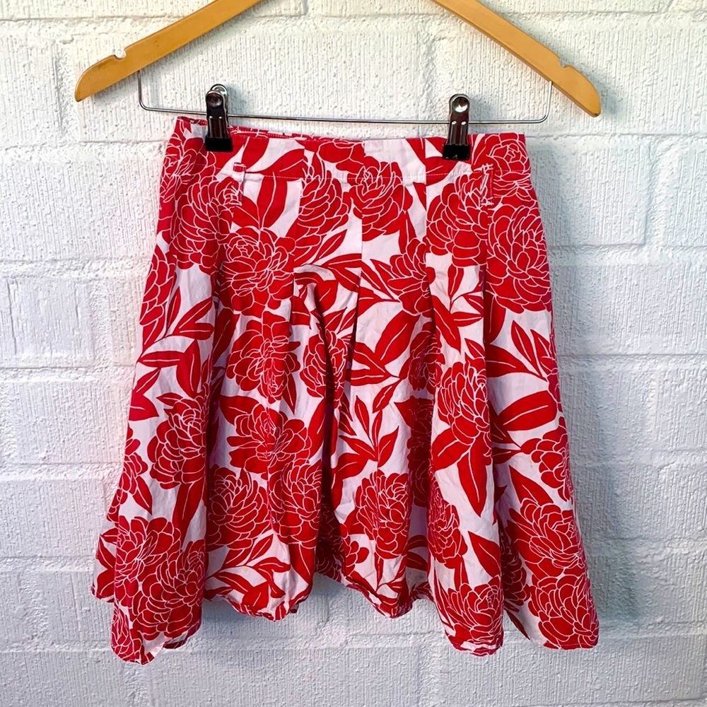Mini Boden Floral Cotton Red White Girls Kids Skirt size 9-10